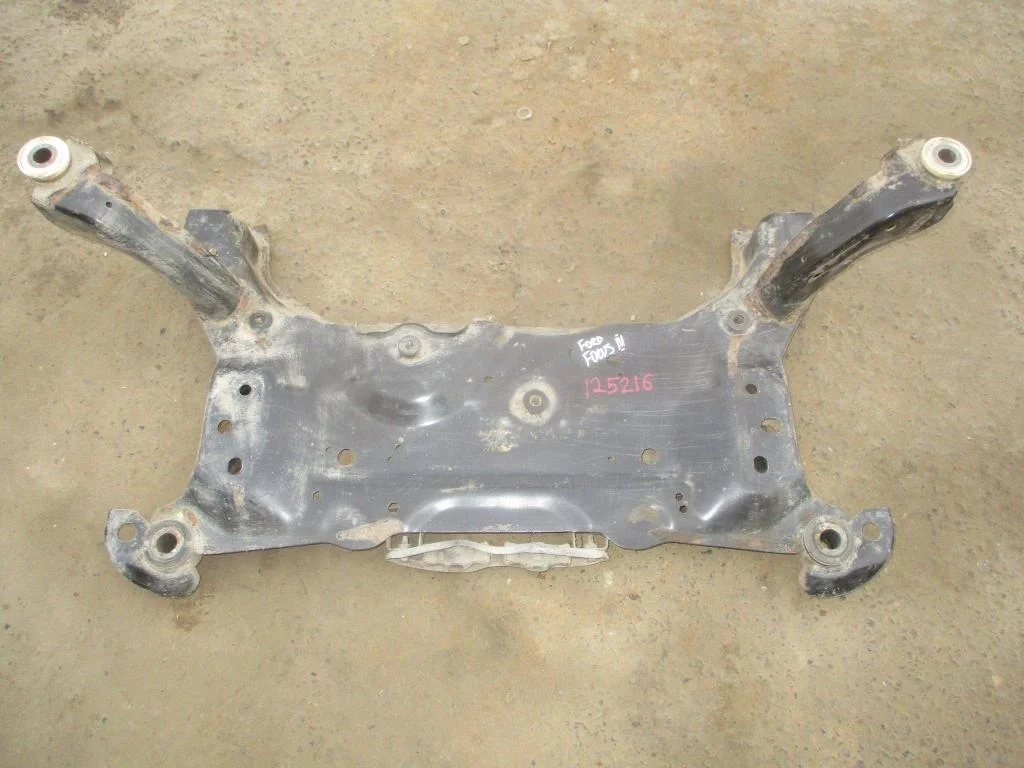 Подрамник Ford Focus 3