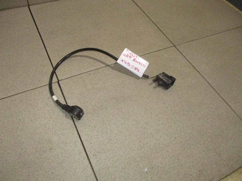 Датчик детонации Ford Focus 3