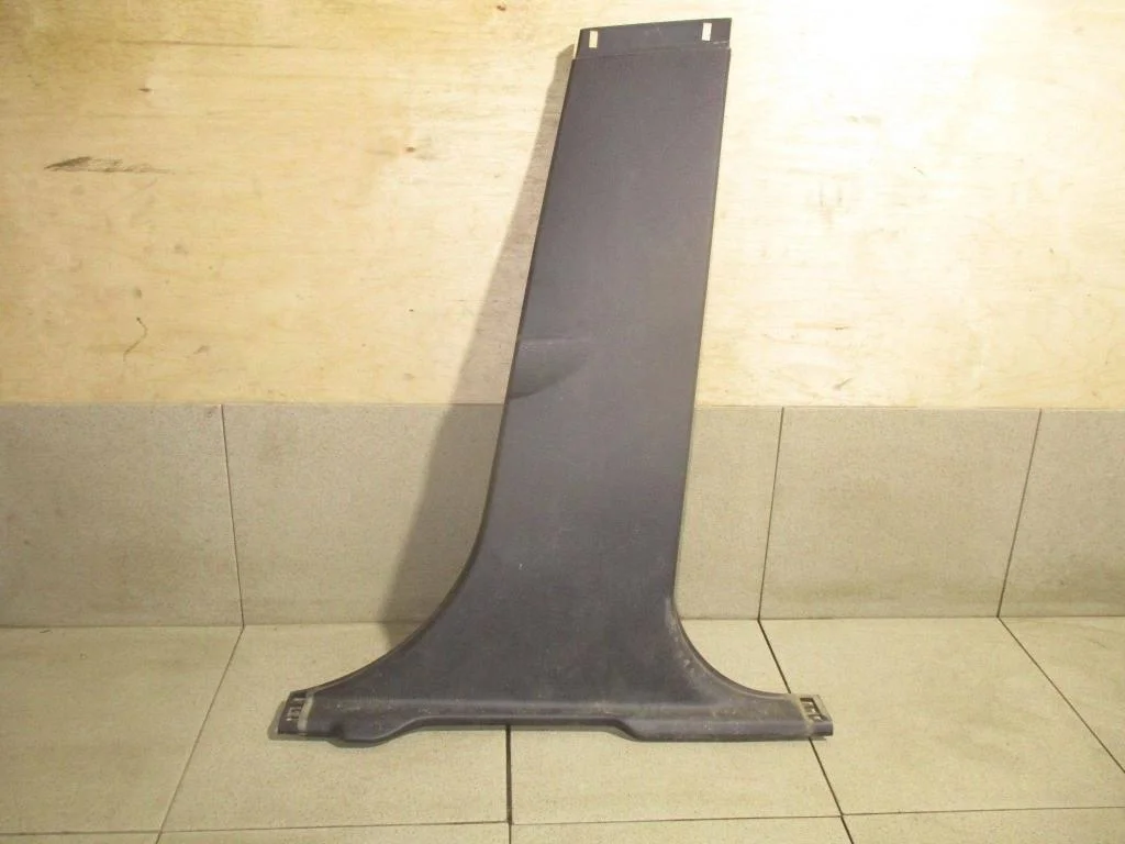 Обшивка стойки Ford Focus 3