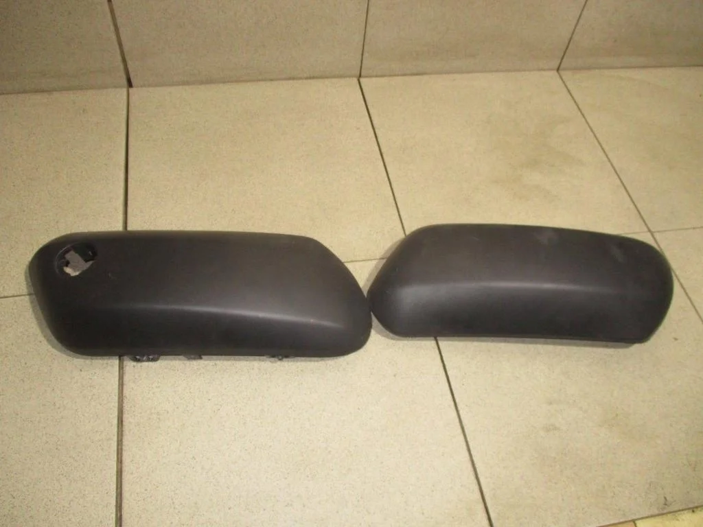 Накладка переднего бампера Peugeot 307