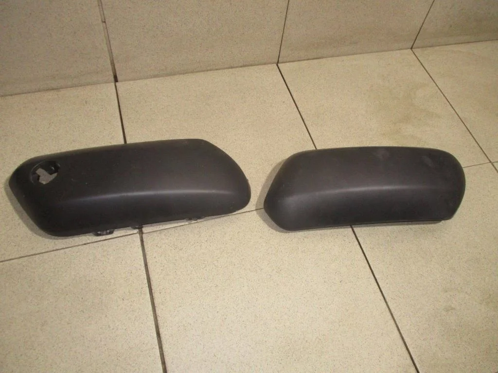 Накладка переднего бампера Peugeot 307