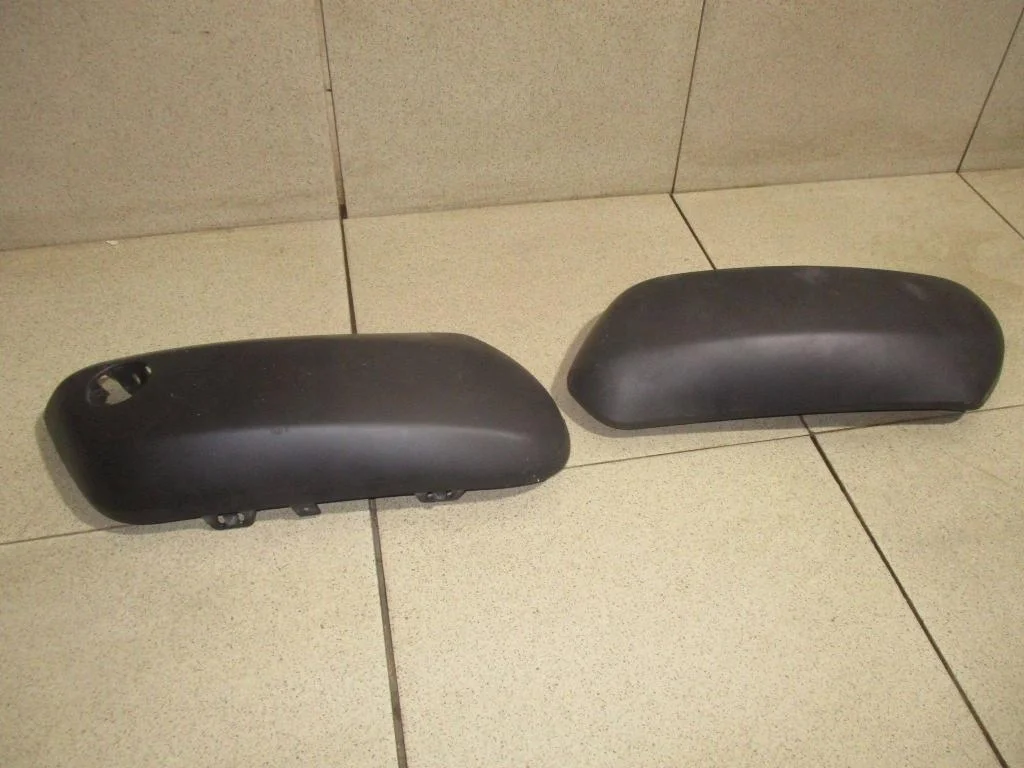 Накладка переднего бампера Peugeot 307