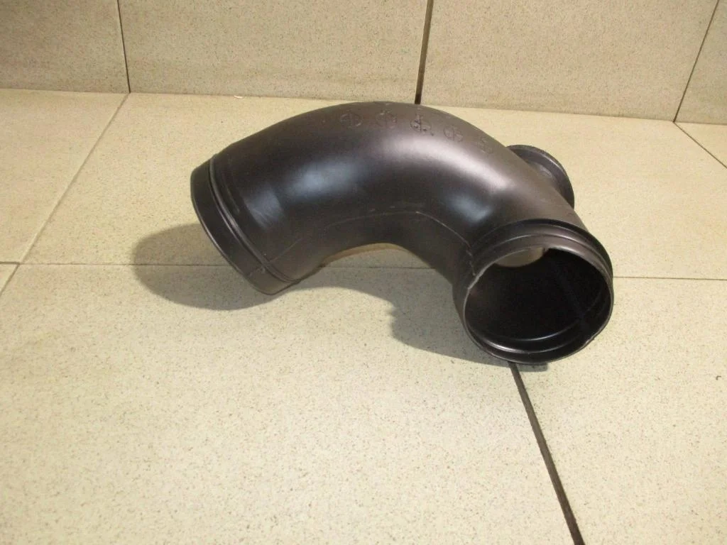 Патрубок воздушного фильтра Hyundai Tucson 1 JM