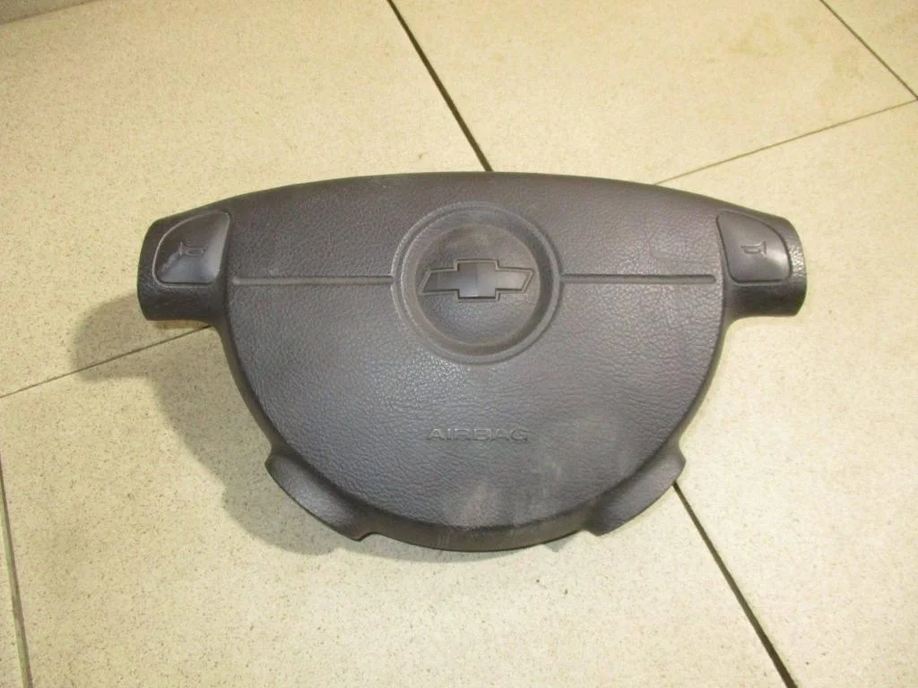 Подушка безопасности в руль Chevrolet Lacetti J200