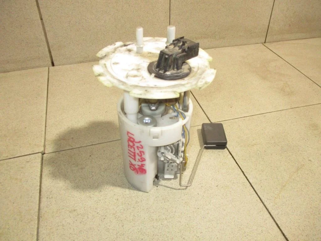 Насос топливный Chevrolet Lacetti J200