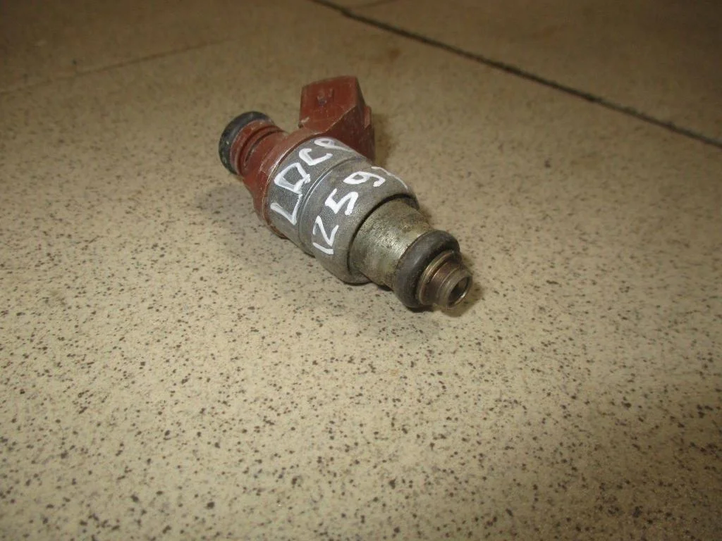 Форсунка топливная Chevrolet Lacetti J200