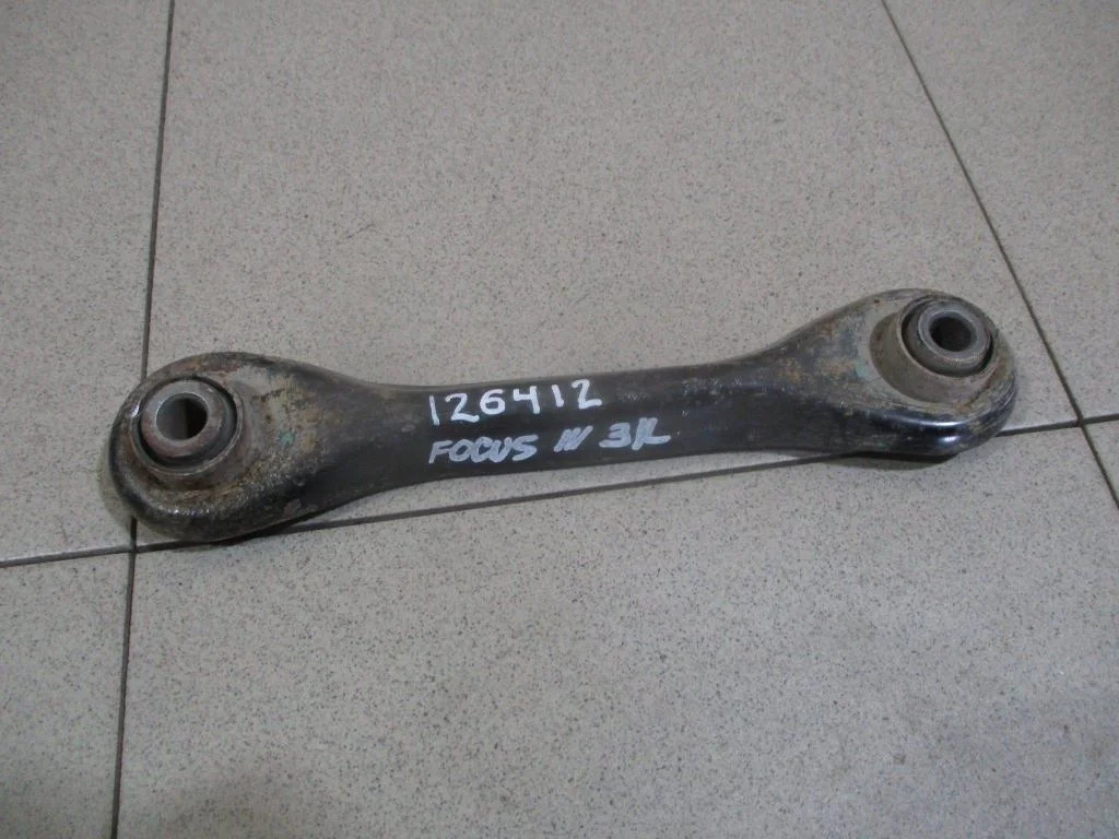 Рычаг задний поперечный Ford Focus 3