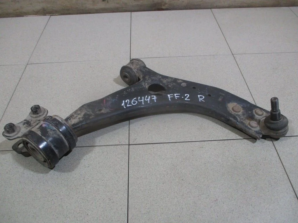 Рычаг передний правый Ford Focus 2