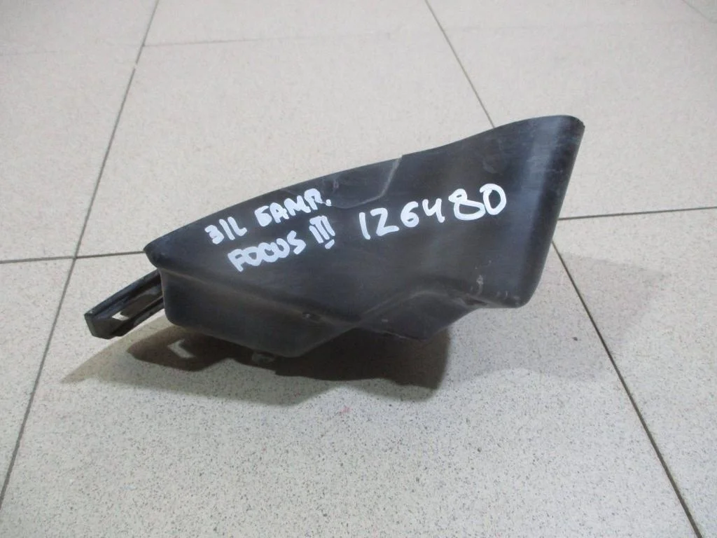 Кронштейн заднего бампера левый Ford Focus 3