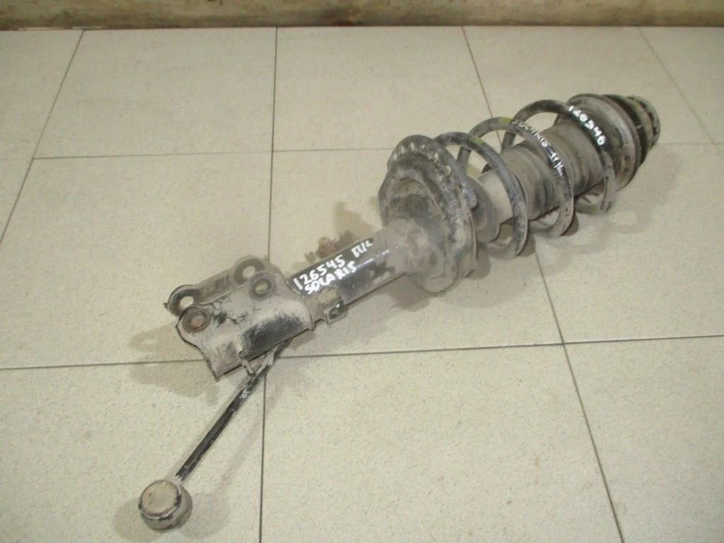 Амортизатор передний левый Hyundai Solaris 1 2015 RB