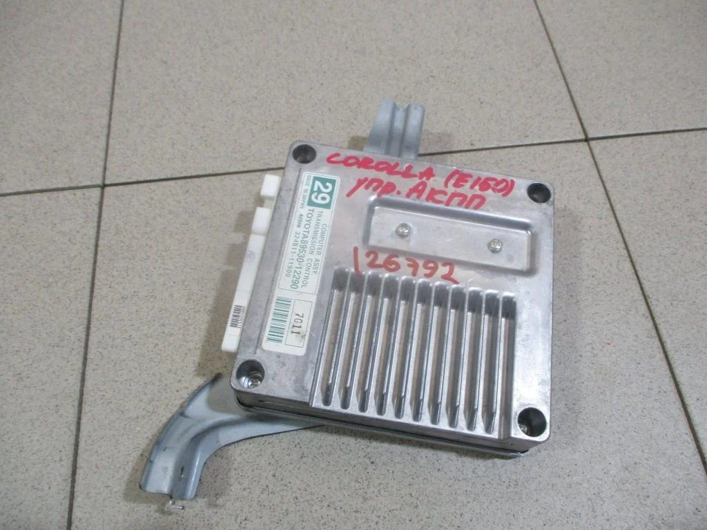 Блок управления акпп Toyota Corolla E150