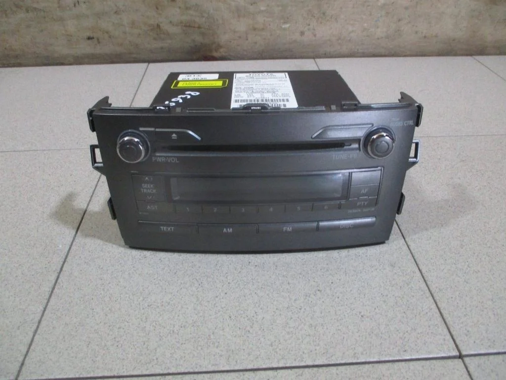 Магнитола Toyota Auris E150