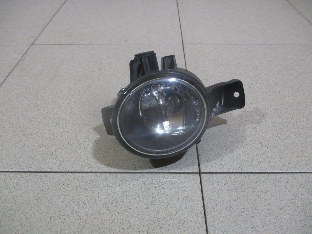Фара противотуманная левая BMW X6 E71, E72