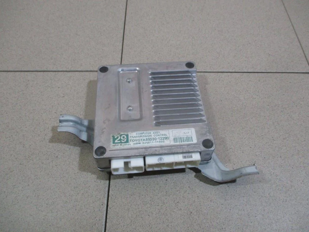 Блок управления акпп Toyota Corolla E150