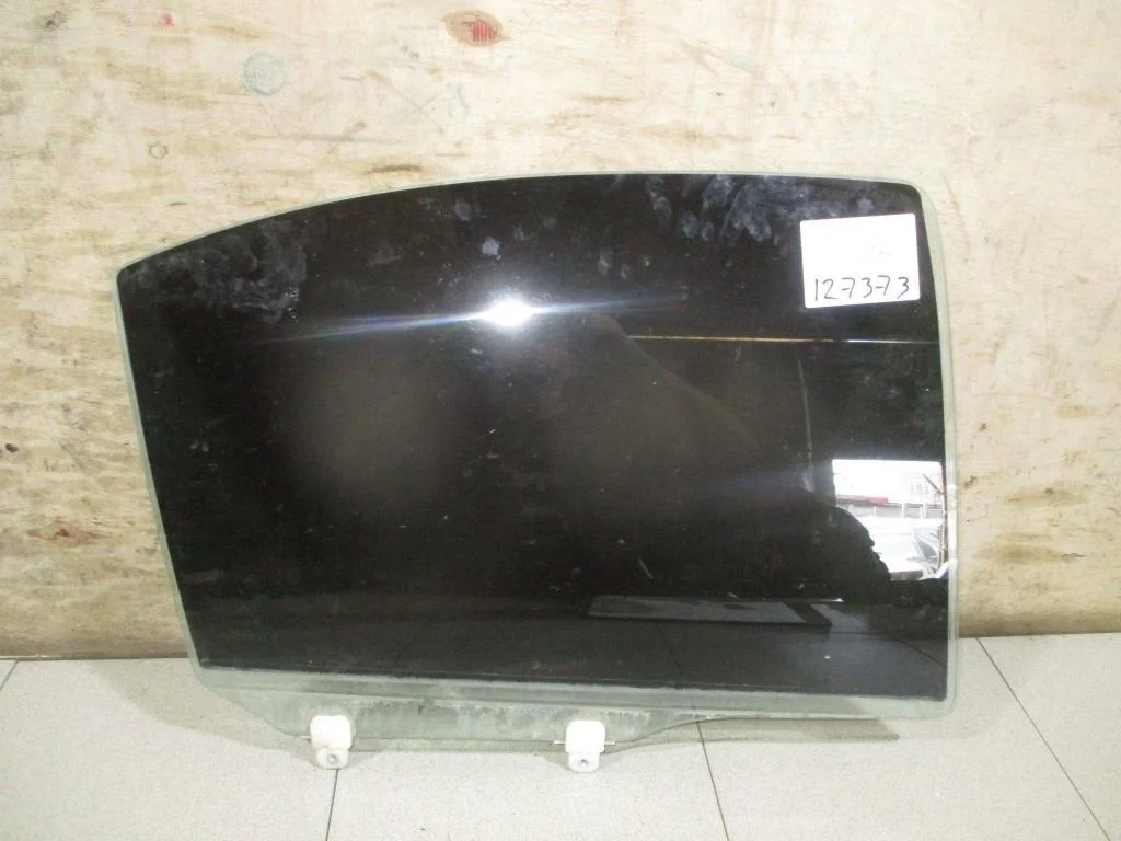 Стекло двери задней правой Mitsubishi Lancer 10 CY