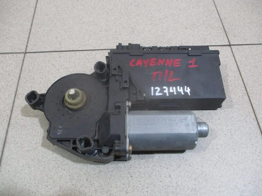 Моторчик стеклоподъемника Porsche Cayenne 1 955, 957