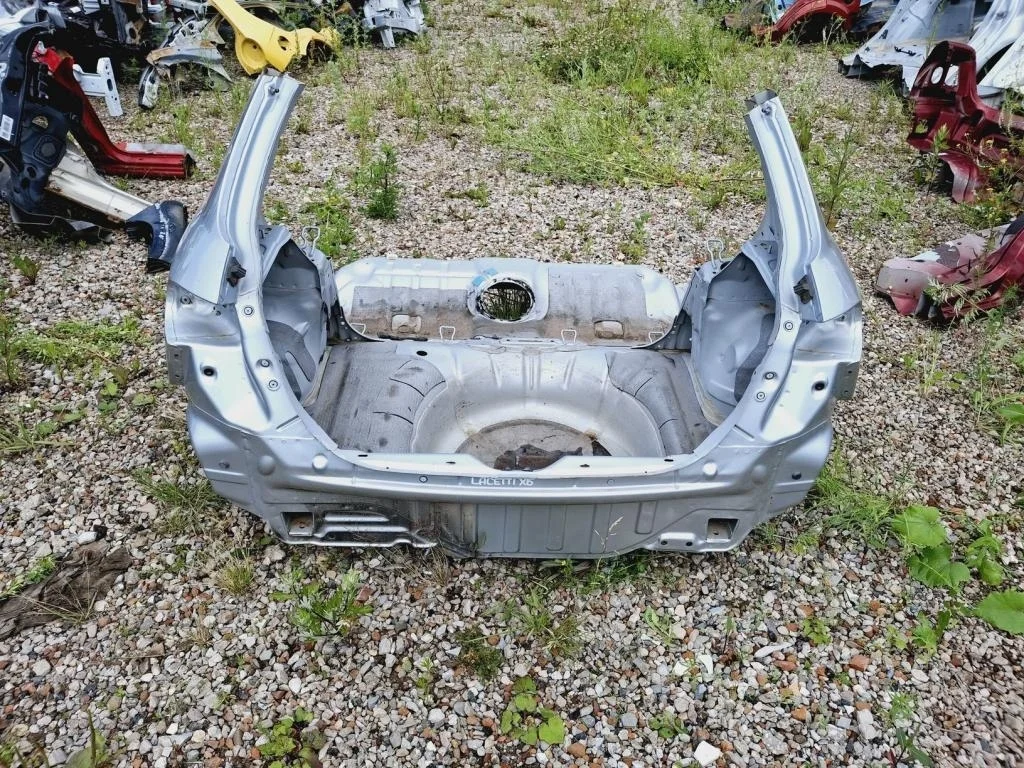 Панель задняя Chevrolet Lacetti J200