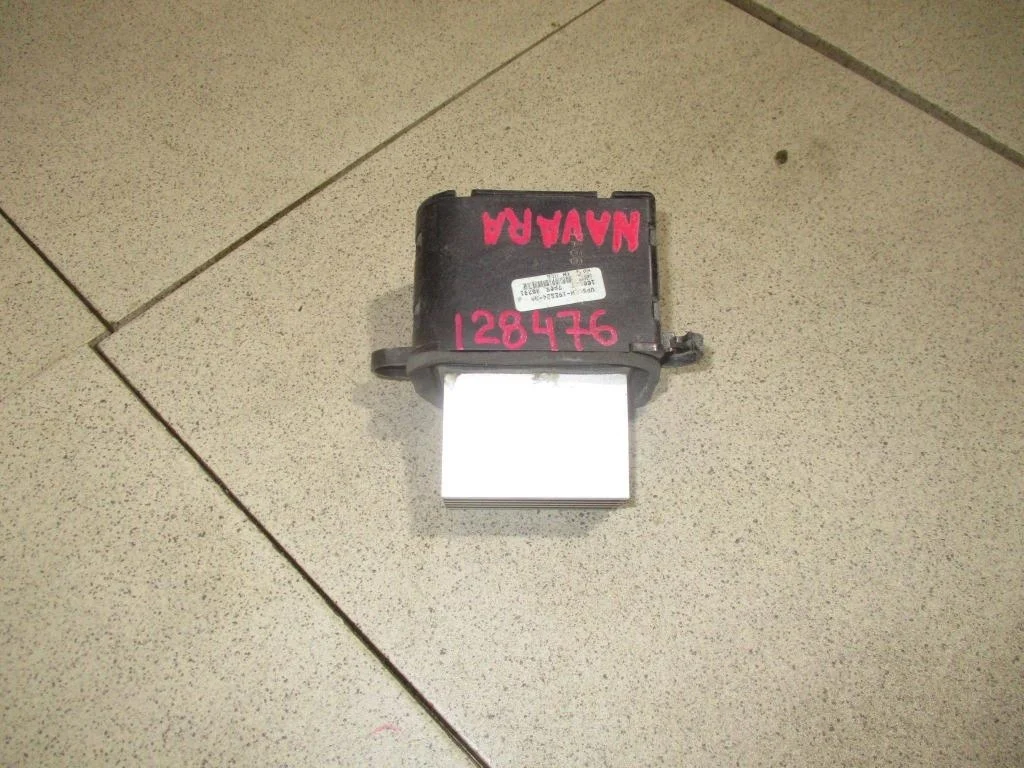 Резистор отопителя Nissan Navara 2007 D40