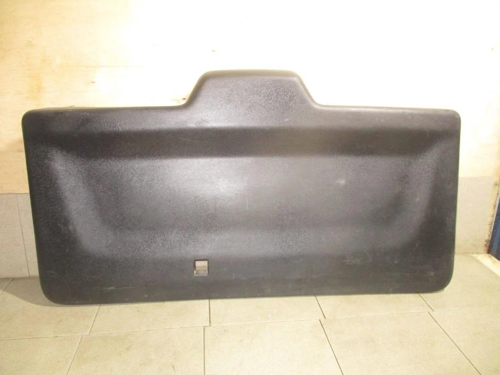 Обшивка двери багажника Peugeot Partner Tepee B9