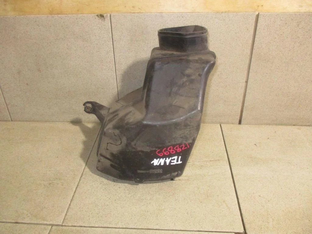 Резонатор воздушного фильтра Nissan Teana 2006 J31