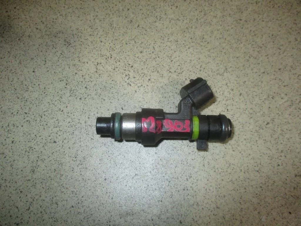 Форсунка топливная Nissan Teana 2006 J31