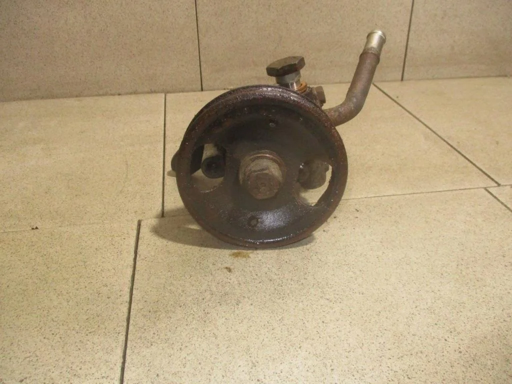 Насос гидроусилителя Nissan Navara 2007 D40