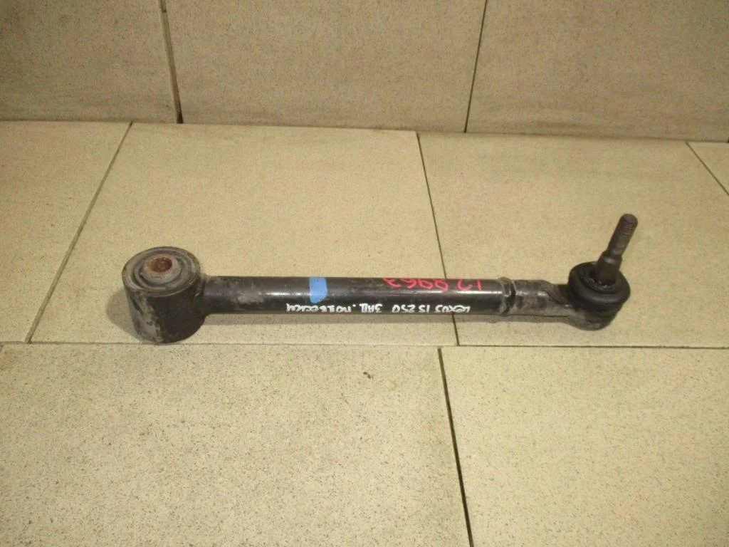 Тяга задняя поперечная Lexus IS250 XE20