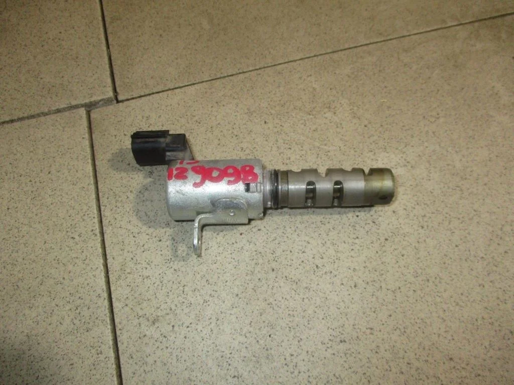 Клапан изменения фаз грм Lexus IS250 XE20