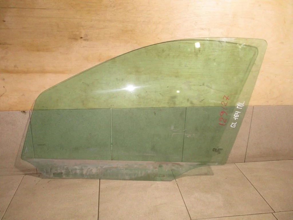 Стекло двери передней левой Mercedes-Benz GL-Class 2011 X164