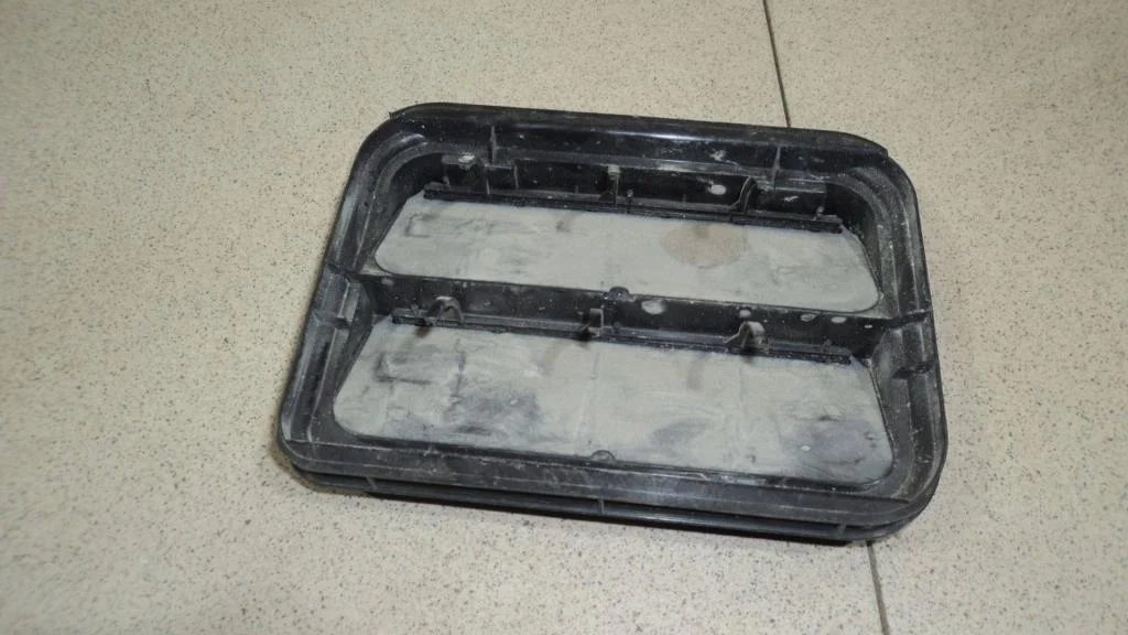 Решетка вентиляционная Renault Duster 1 2020