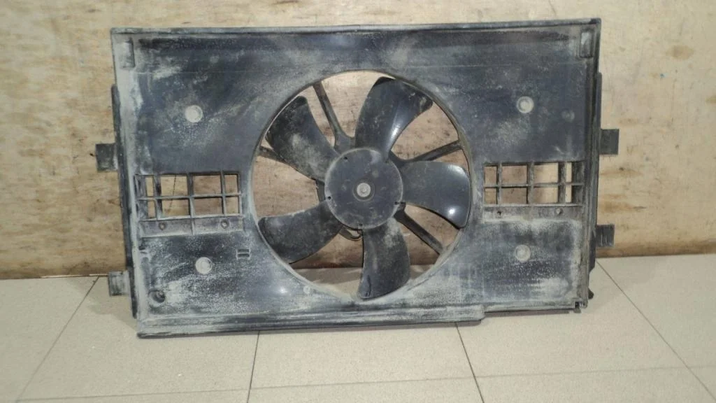 Вентилятор радиатора Mitsubishi Lancer 10 2008 CY