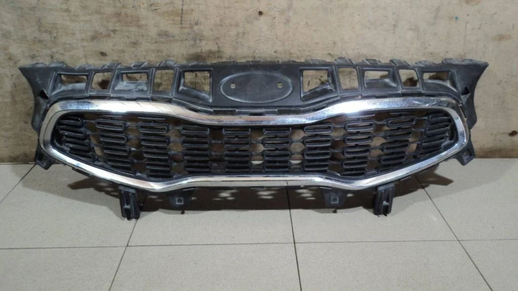 Решетка радиатора Kia Ceed 2 JD