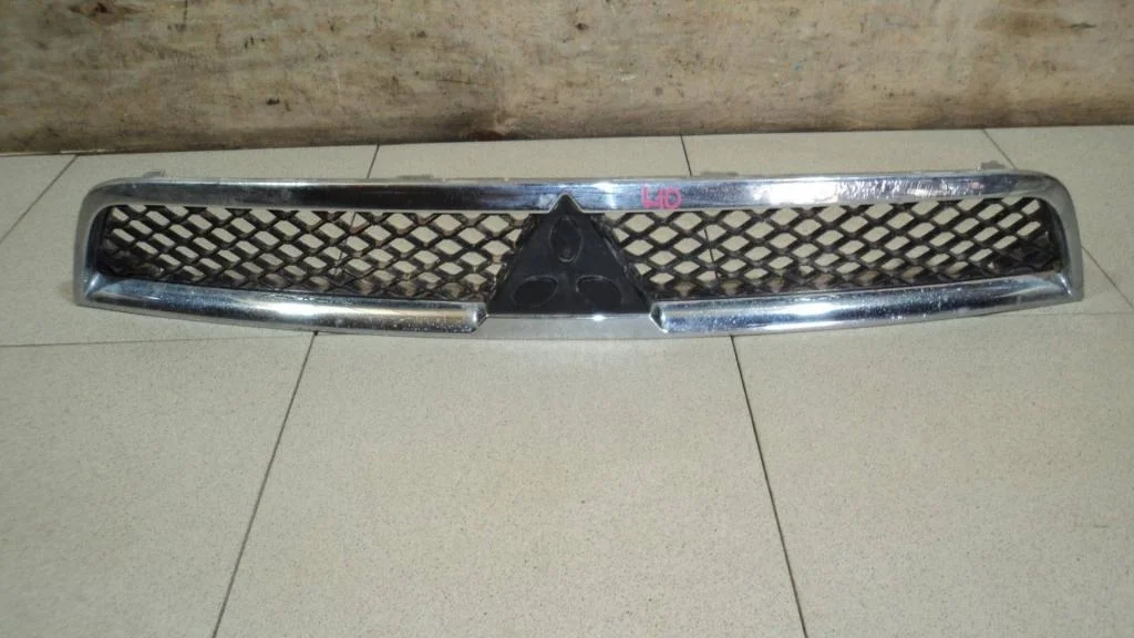 Решетка радиатора Mitsubishi Lancer 10 2008 CY