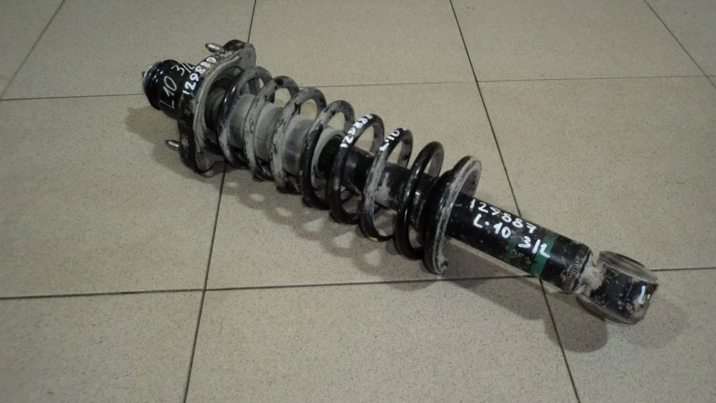 Амортизатор задний Mitsubishi Lancer 10 CY