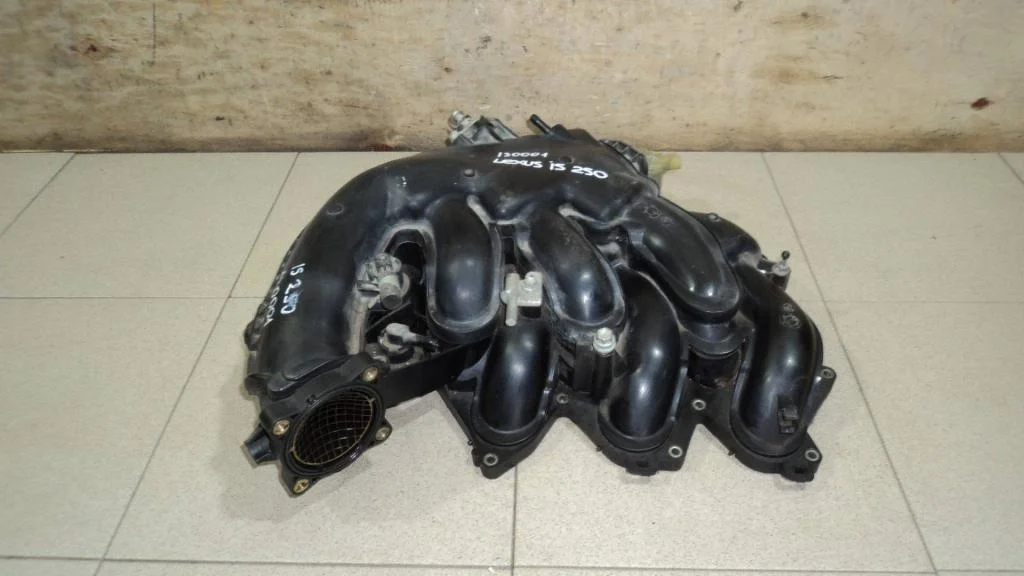 Коллектор впускной Lexus IS250 XE20