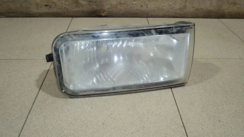 Фара противотуманная правая Toyota Land Cruiser J200