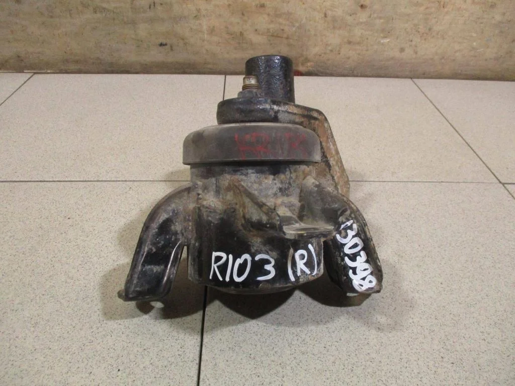 Опора двигателя правая Kia RIO 3 UB, QB