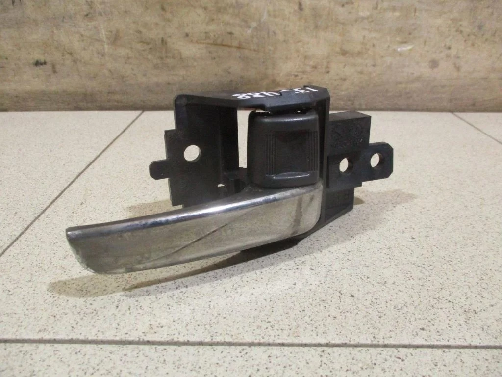 Ручка двери внутренняя правая Mitsubishi ASX