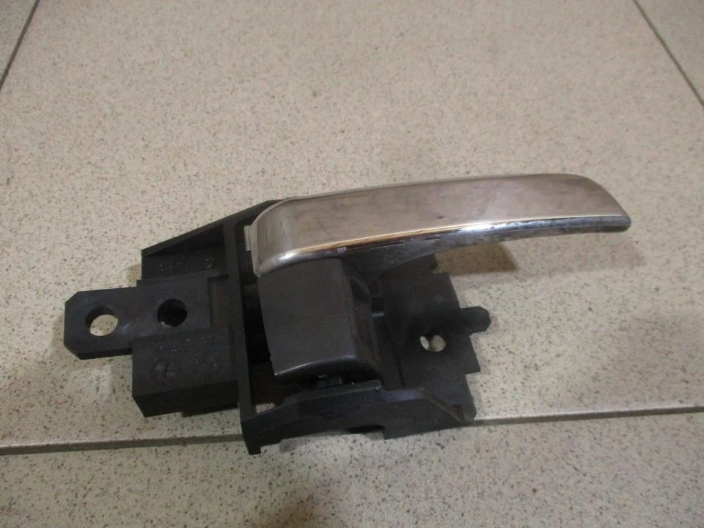 Ручка двери внутренняя правая Mitsubishi ASX