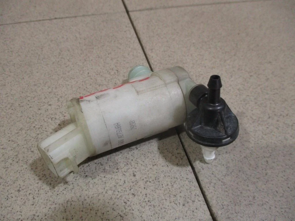 Насос омывателя Mitsubishi ASX 2017