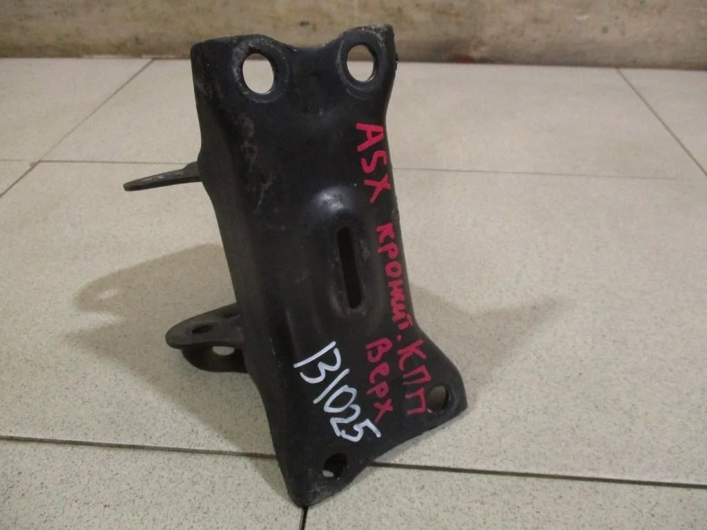 Кронштейн двигателя передний Mitsubishi ASX 2017