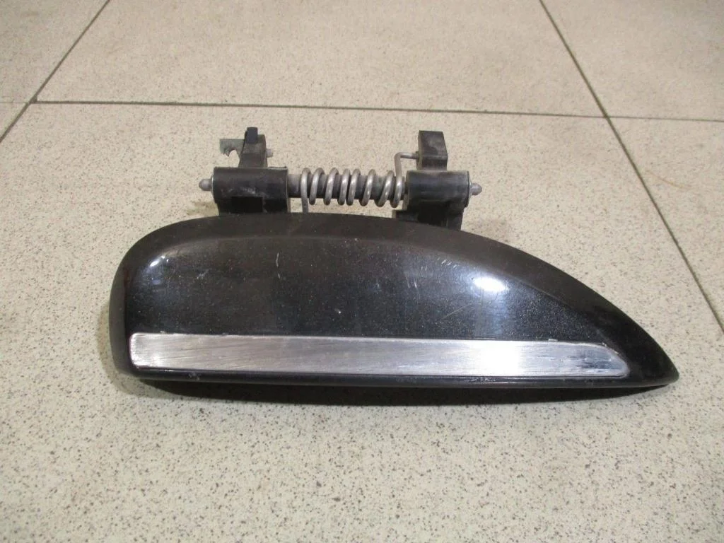 Ручка двери наружная правая Renault Logan 2 L52