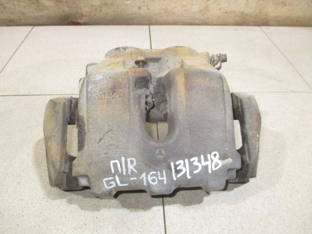 Суппорт передний правый Mercedes-Benz GL-Class 2011 X164