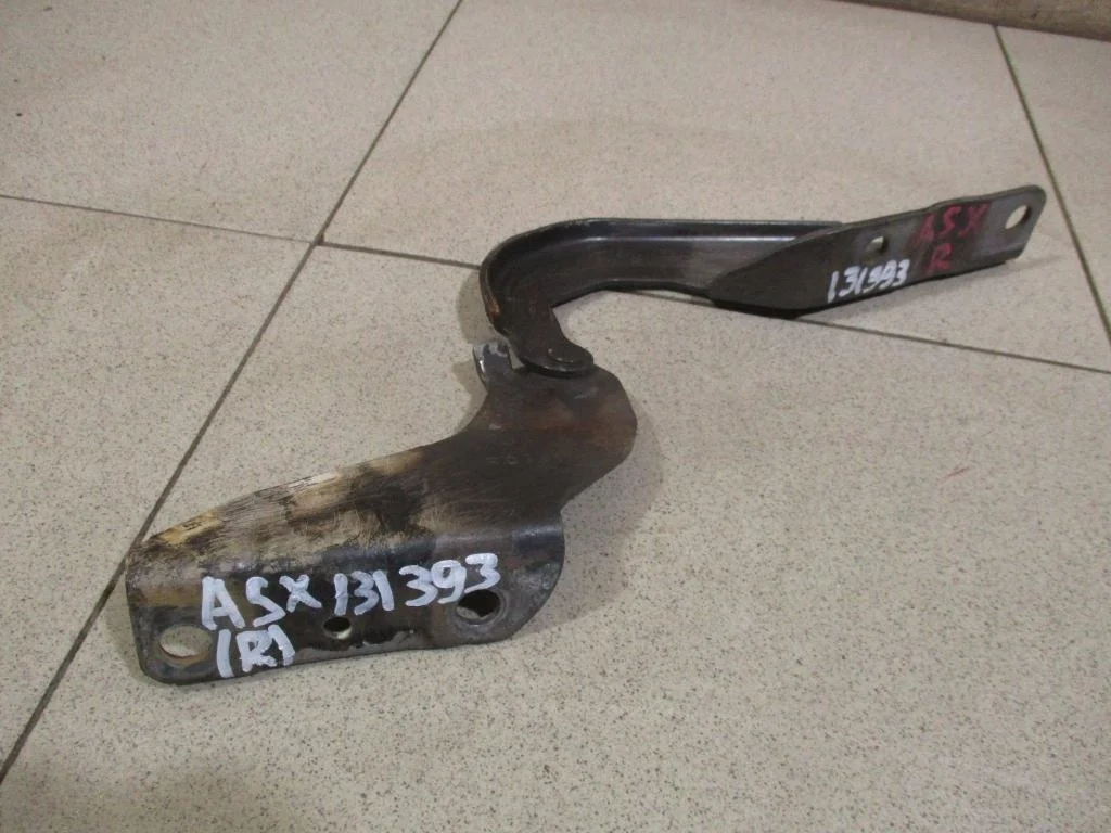 Петля капота правая Mitsubishi ASX 2017