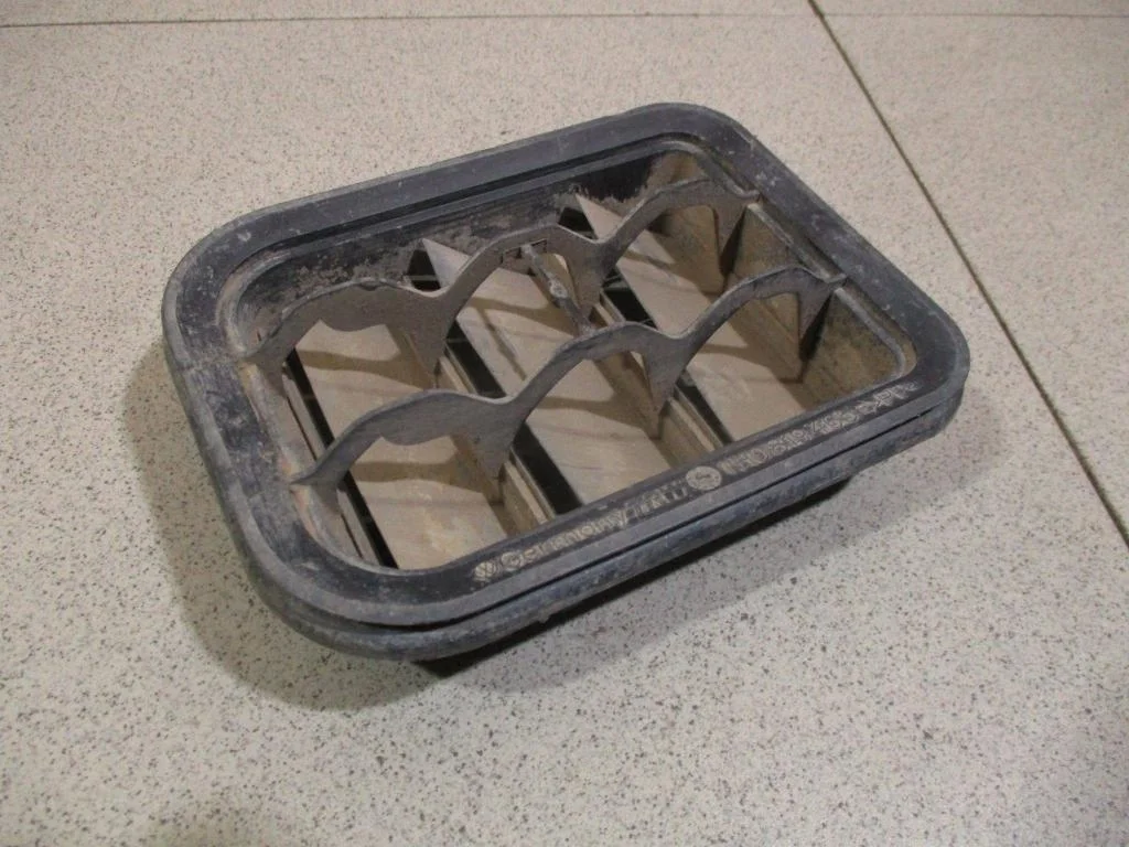 Решетка вентиляционная Skoda Fabia 1 6Y