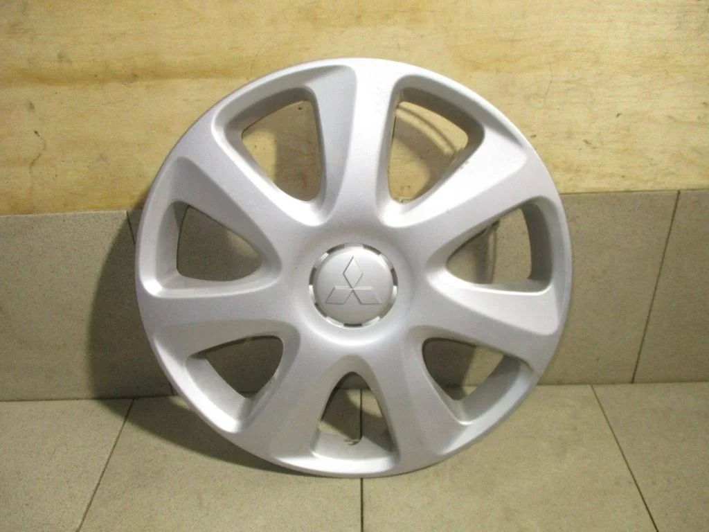 Колпак декоративный Mitsubishi ASX 2017