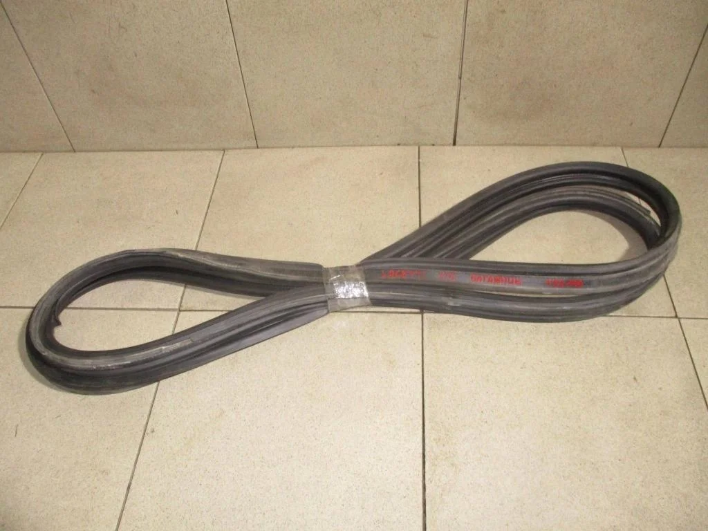 Уплотнитель багажника Chevrolet Lacetti J200