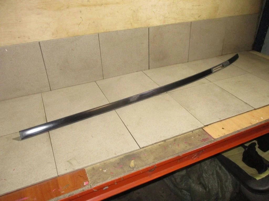 Молдинг крыши левый Mercedes-Benz GL-Class 2011 X164