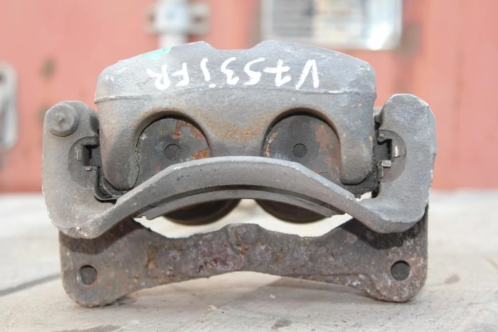 Б.у. суппорт MITSUBISHI PAJERO V75W MITSUBISHI PAJERO V75W