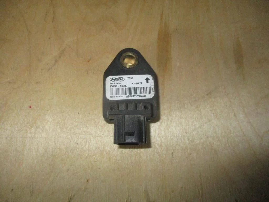 Датчик air bag Kia Ceed 2 JD